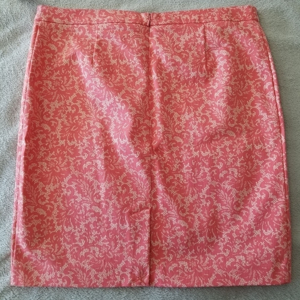 Reitmans Coral Lace Pattern Skirt 8P NWT - Picture 6 of 9